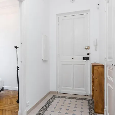 Apartment Carnot City Center Spacious Apartment Cannes