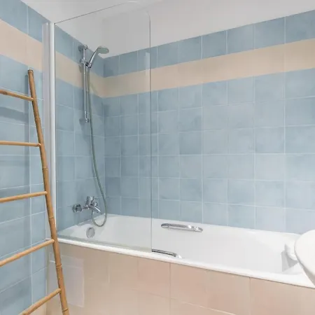 Apartment Carnot City Center Spacious Apartment *